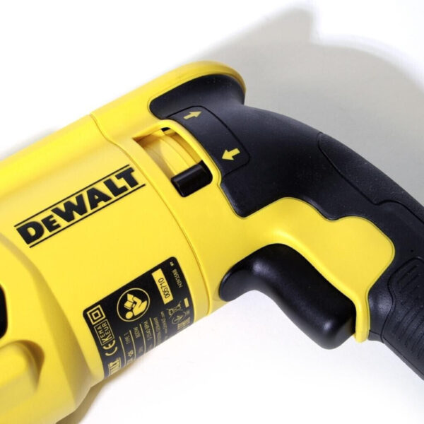 Rotomartillo Dewalt 800W – Potencia y Precisión en Cada Trabajo - Image 3