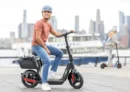 Mini Scooter Eléctrica - Velocidad y Estilo en Cada Aventura